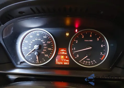 2010 BMW 535I xDrive z USA, uszkodzony, nr VIN WBAPT7C55AC237067